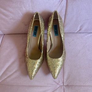 Gold Glitter Pumps